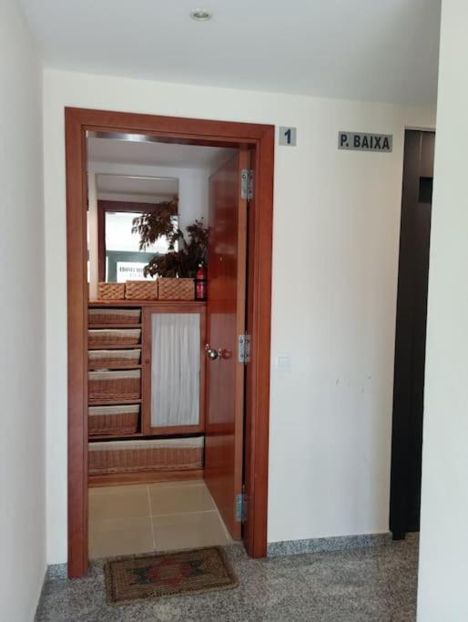 Apartamento En Primera Linea De Mar Росес Екстериор снимка